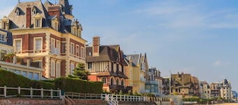 Villa Bellevue - Anglo-Norman seafront house