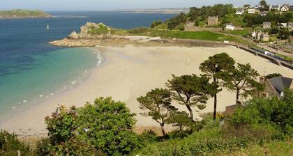 Breton longère kergall