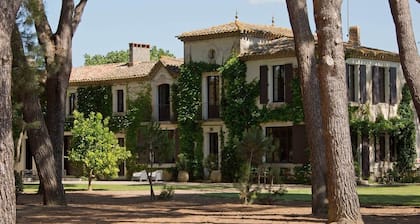 Great luxury at the foot of the Chateau