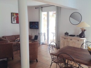 TV, stereo