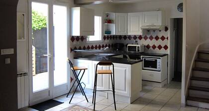 LA ROCHELLE Maison de charme toutes périodes 3 chambres 9 personnes 100 m²⭐⭐⭐⭐⭐
