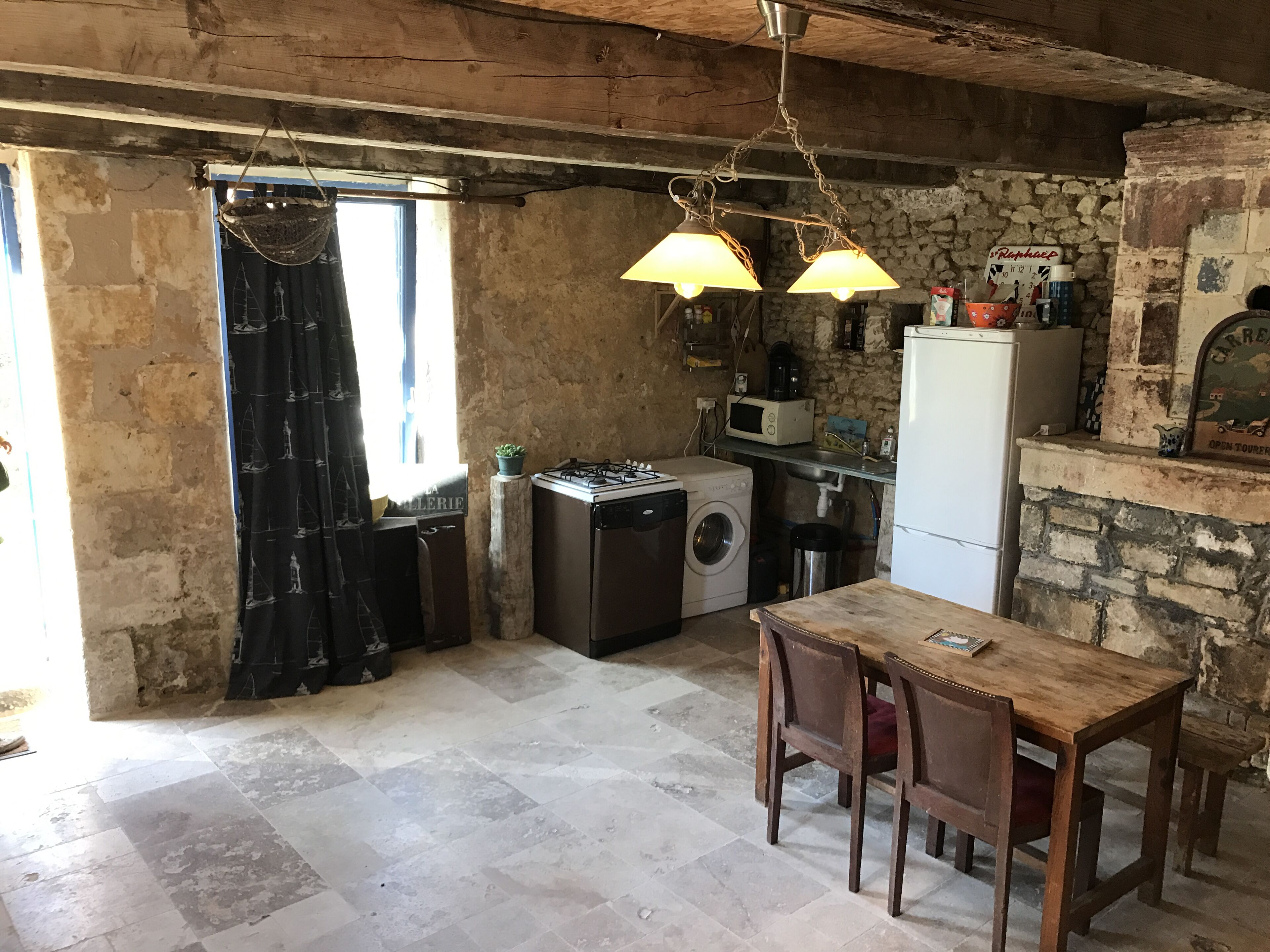 Beautiful cottage in a natural area and 1km from the beach