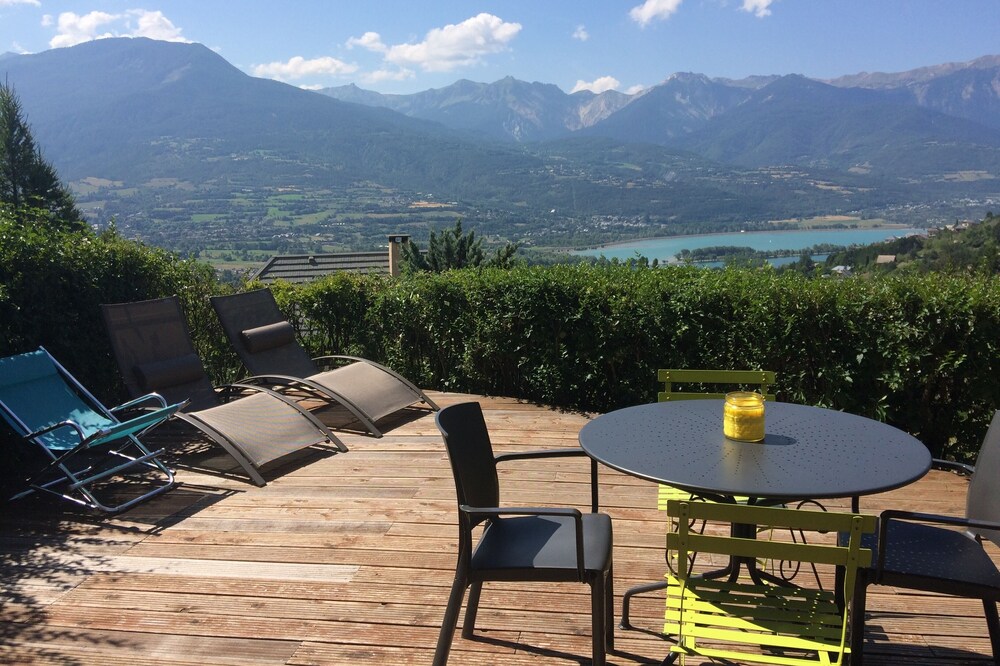 Super Apartment T2 With Terrace AND View ON Lake AND Mountains