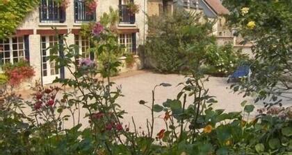 Large detached house 180 m2