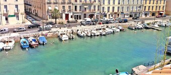 Unique!! unusual! Charming apartment with large garden 10 m from the Royal Canal