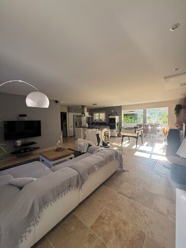 Charmante villa familiale avec piscine située dans le grand ajaccio