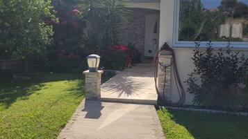 Enceinte de lâhĂ©bergement