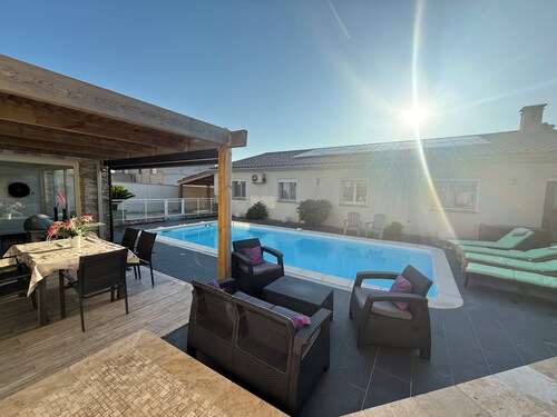 Charmante villa familiale avec piscine située dans le grand ajaccio