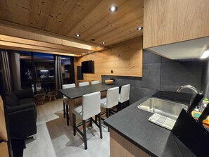 Dining - Upscale duplex with jacuzzi bath in Val Thorens / 4 to 6 people (Les Belleville)