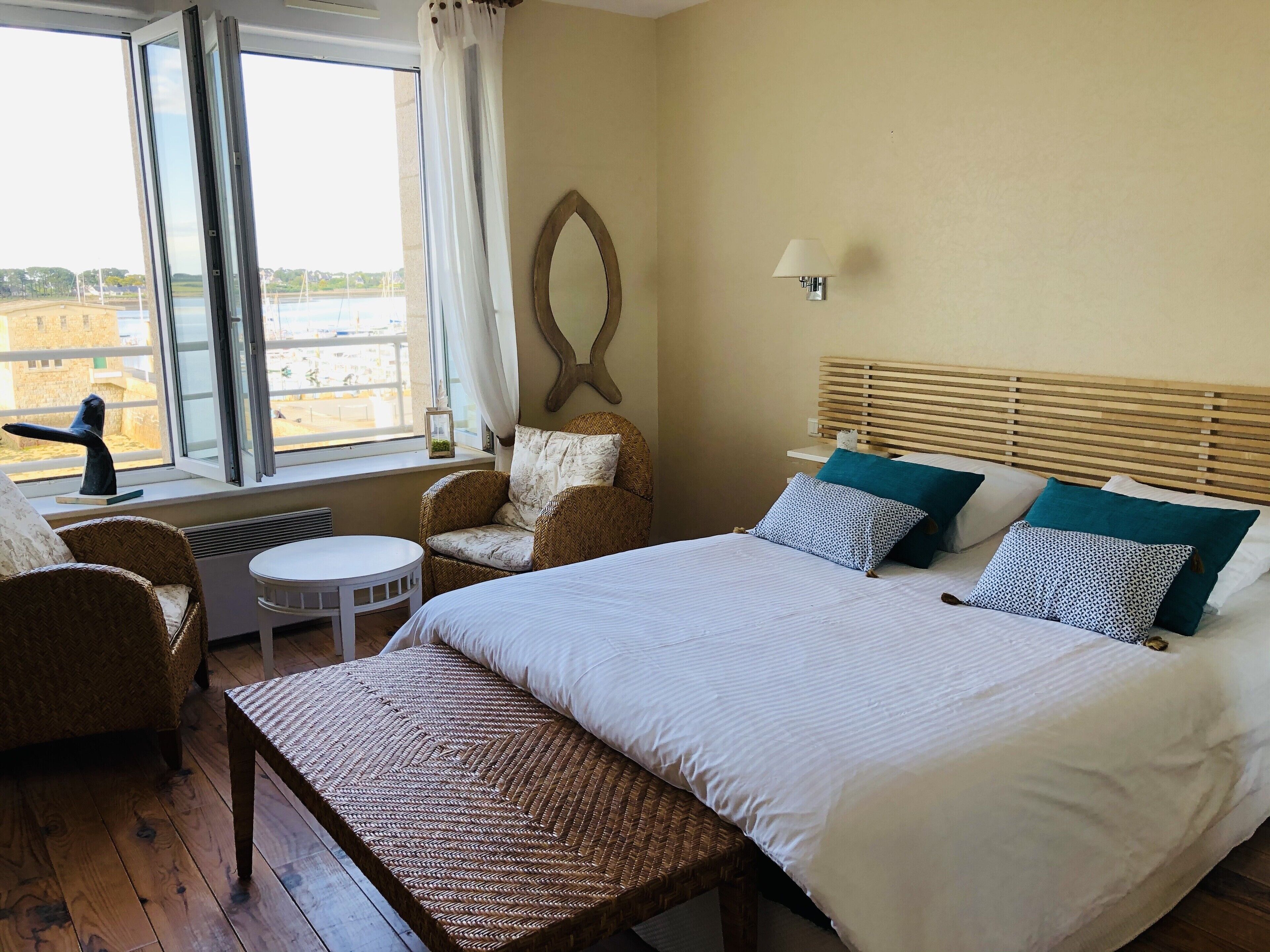 At the Water Course - Port of ABER WRAC'H     