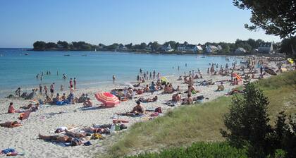 Loctudy: Single storey holiday home 300 m from the beautiful beach of Lodonnec