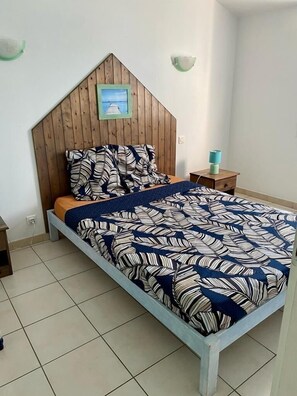 2 bedrooms, iron/ironing board, free WiFi