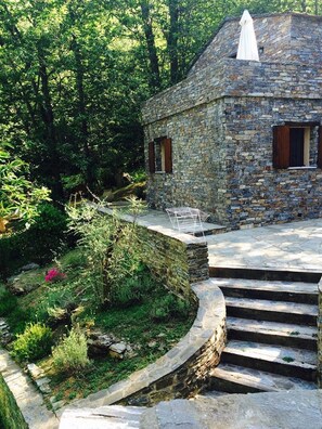 Property grounds - GÎTE, HAUTE CORSE, CASTAGNICCIA, CASABIANCA 35% discount for 5 or 6 overnight stays (CASABIANCA)