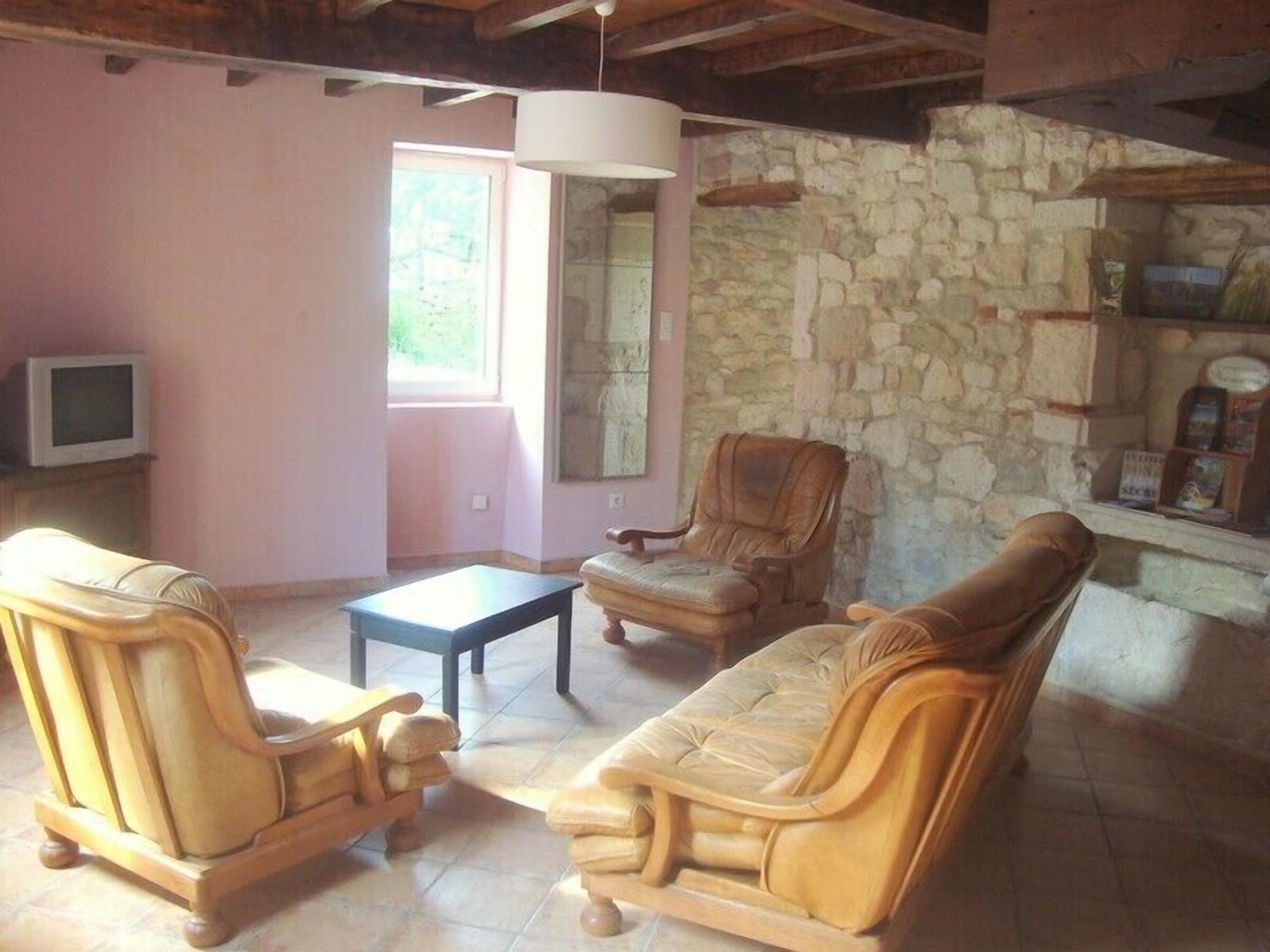 Lodging, Merle, in the center of the Tarn department in Lombers, Swimming pool more