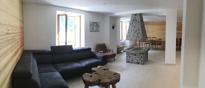 House 200 m2 14 pers at the foot of the 3 Vallée Express Val Thorens Orelle