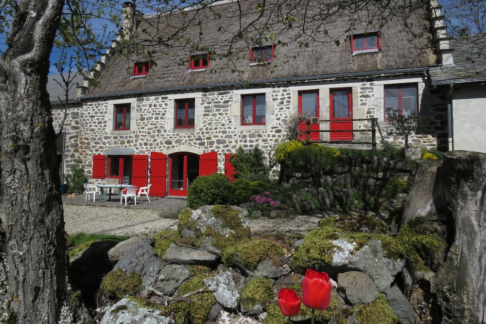 Cottage in a cottage in Moudeyres, 3 keys, near Mézenc and Ardèche