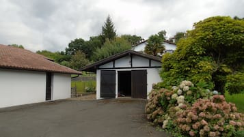 Esterni