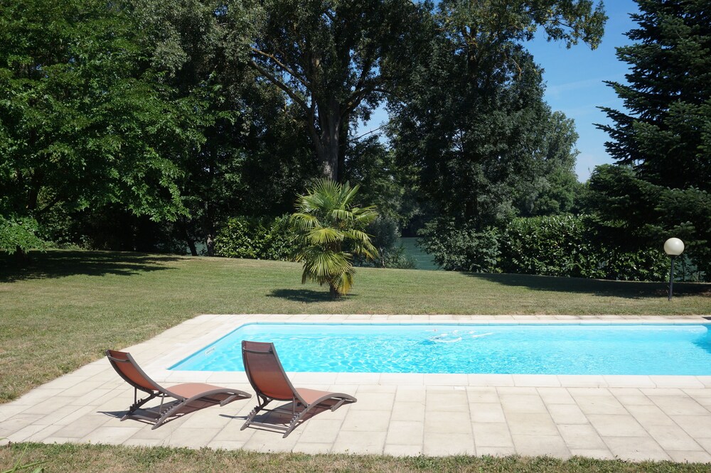 Little corner of paradise near Lyon