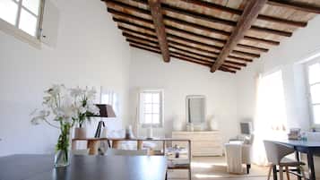 Smart-tv en een stereo