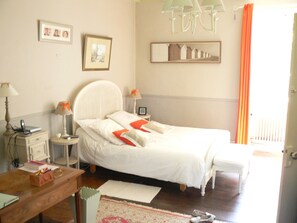 4 dormitorios, tabla de planchar con plancha, wifi gratis