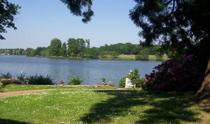 Property grounds - MANOIR on the banks of the Erdre river (LA CHAPELLE SUR ERDRE)