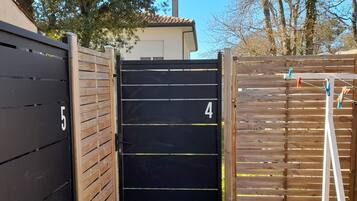 Enceinte de l’hébergement