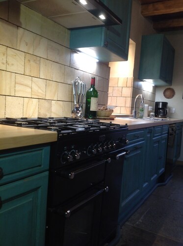 Beautiful charming stone country house with large flat garden of 1800m².