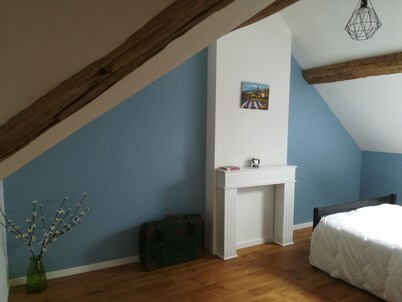 Beautiful charming stone country house with large flat garden of 1800m².
