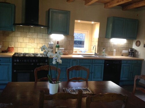 Beautiful charming stone country house with large flat garden of 1800m².