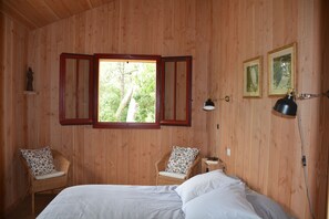 5 chambres, fer et planche à repasser, lit parapluie, Wi-Fi gratuit