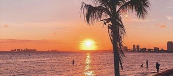 Exceptional Cote d'Azur, luxurious, 2 rooms, ground floor, direct beach access