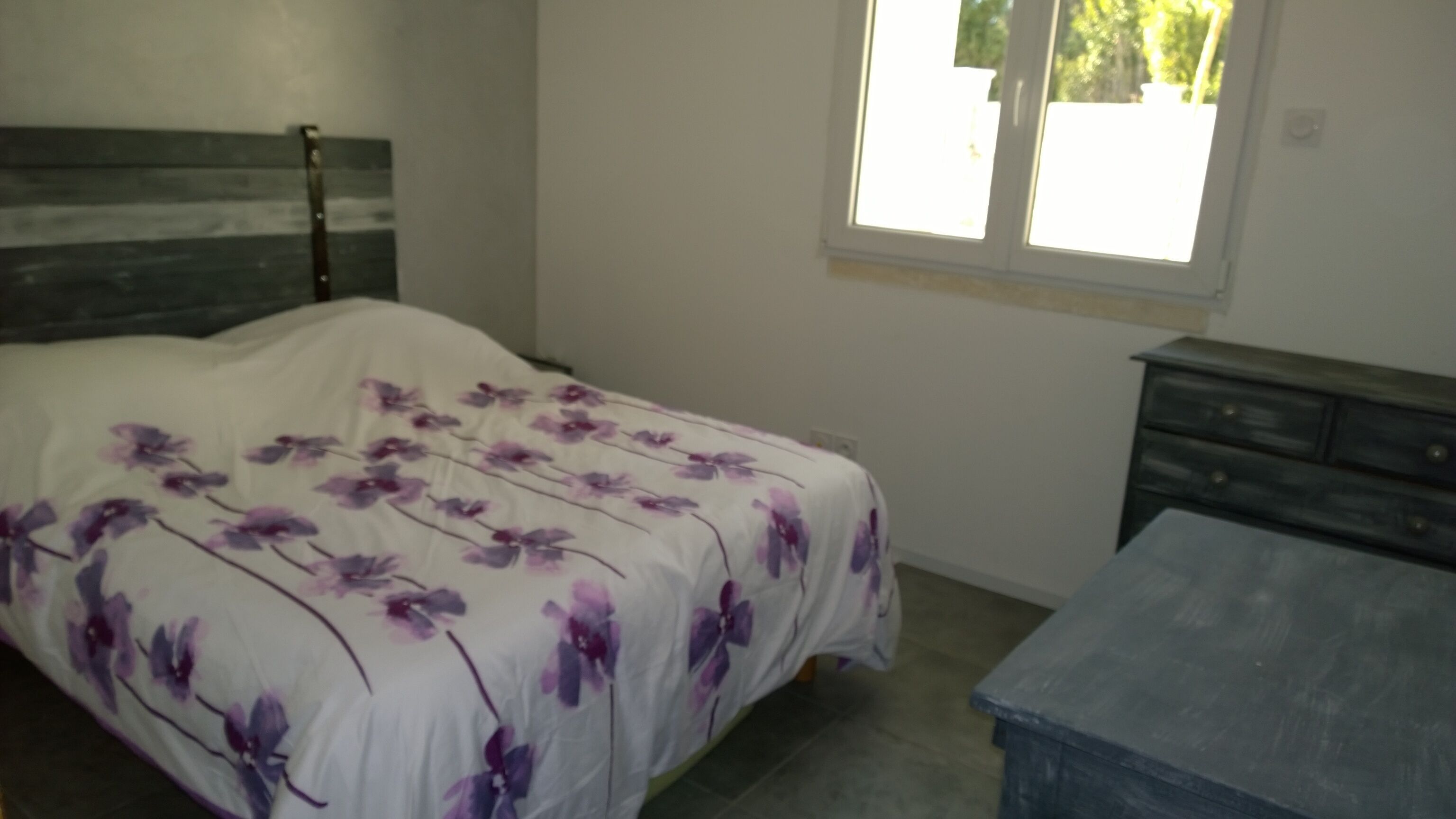 Provencal Mas Le Thor 10 people with heated pool. Loca. 1week mini