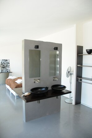 4 chambres, bureau, fer et planche à repasser, Wi-Fi gratuit