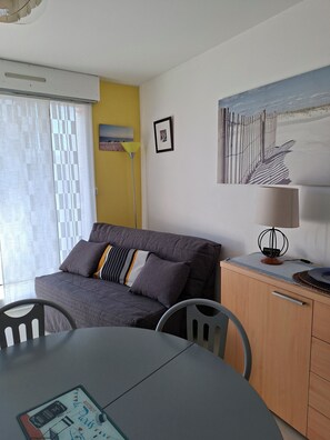 Televisión y estéreo 