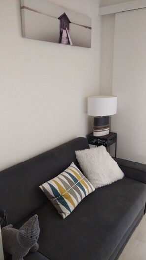 Fernseher, Stereoanlage