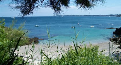 Belle Ile: Komplett renoviertes Haus in der NĂ€he von Palace - Meerblick - Strand in 50m