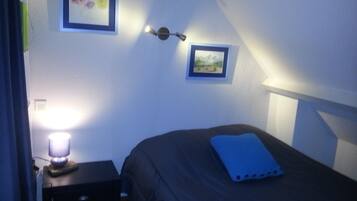 3 habitaciones, tabla de planchar con plancha y wifi gratis