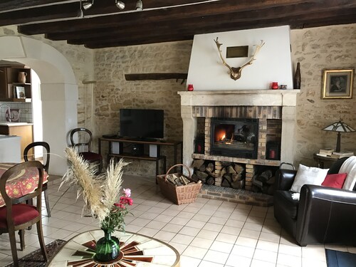 Pretty country house in Raveau, near La Charité / Loire