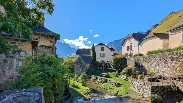 Property grounds - Character cottage classified 3 stars Wifi Osse en Aspe - 9 people (Osse-en-Aspe)