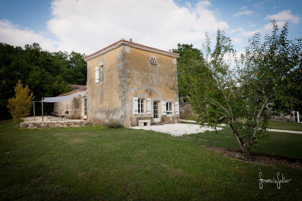 Cottage in a pretty restored dovecote. In the heart of the Charente countryside.