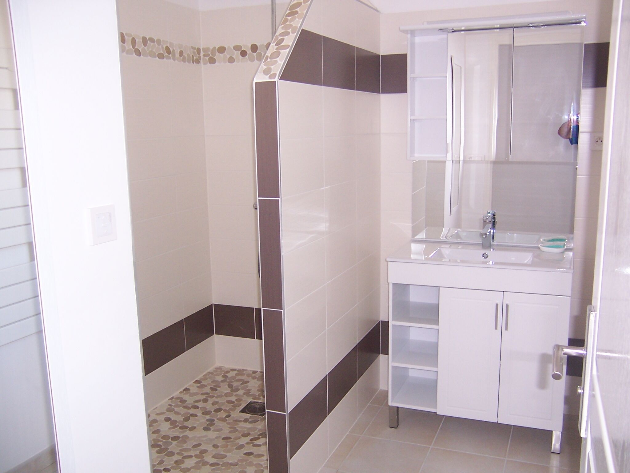 Douche, séchoir à cheveux