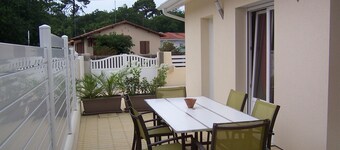 6人用の93m²の最近の家、静かなエリア