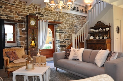 Chic and Cozy Residence "FAMILY SPIRIT" Langonnet