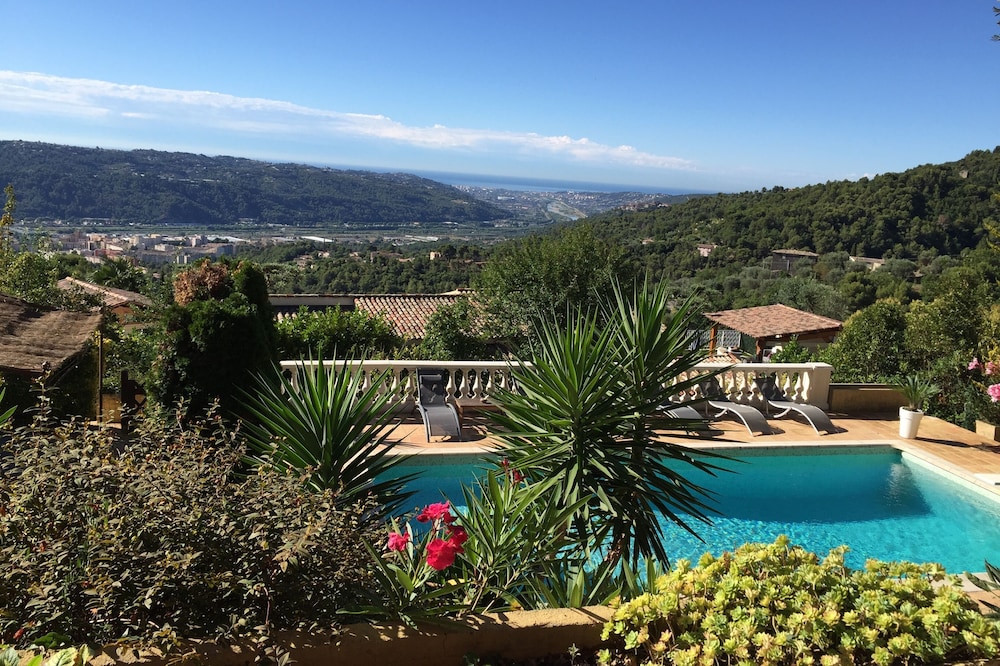 STUDIO INDEPENDENT POOL VILLA (4 PEOPLE) FRENCH RIVIERA NICE - PANORAMIC SEA VIEW