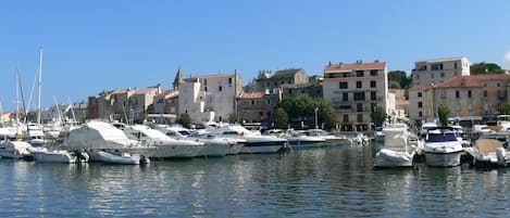 Marina