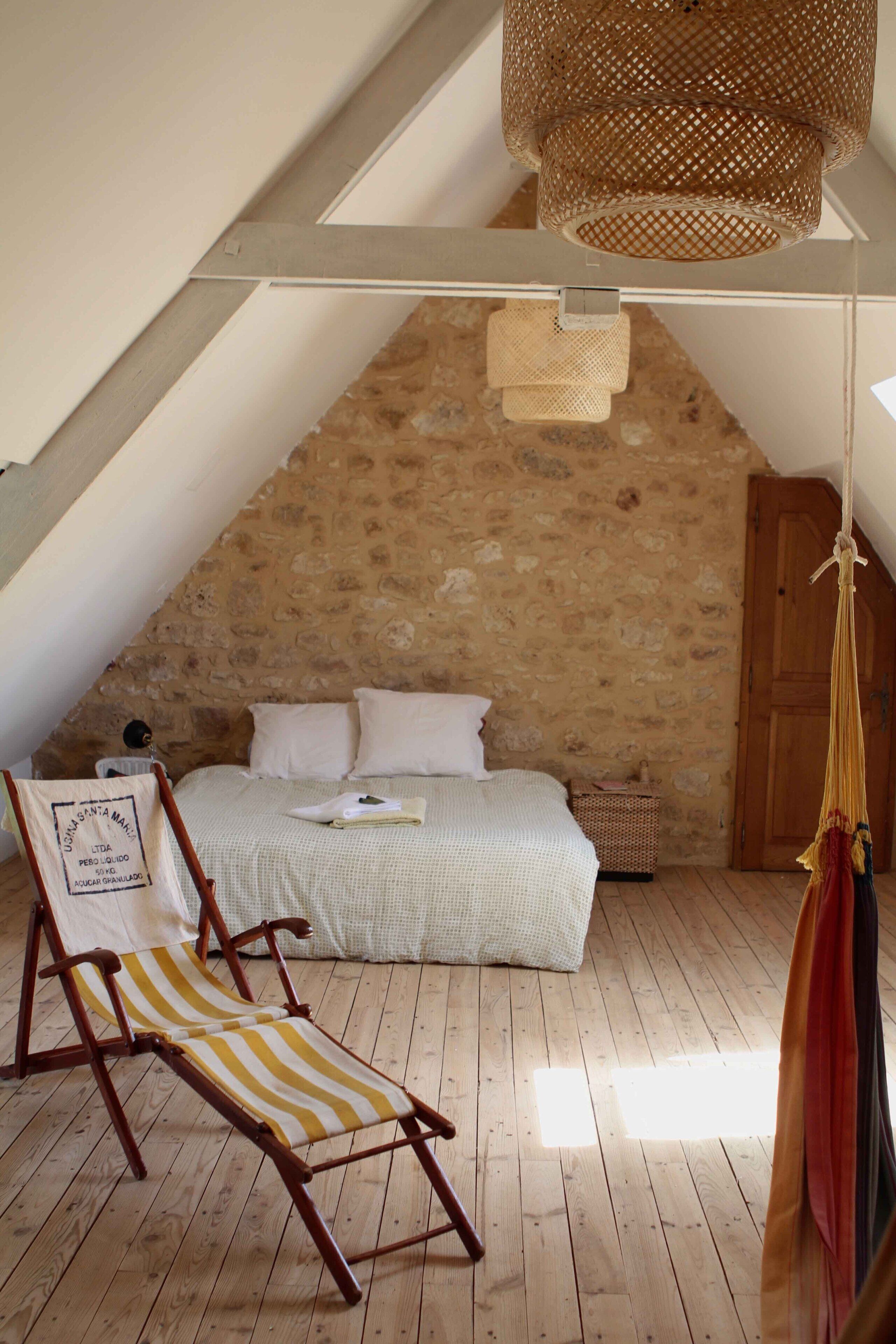 Stone house in the heart of the Périgourdine countryside