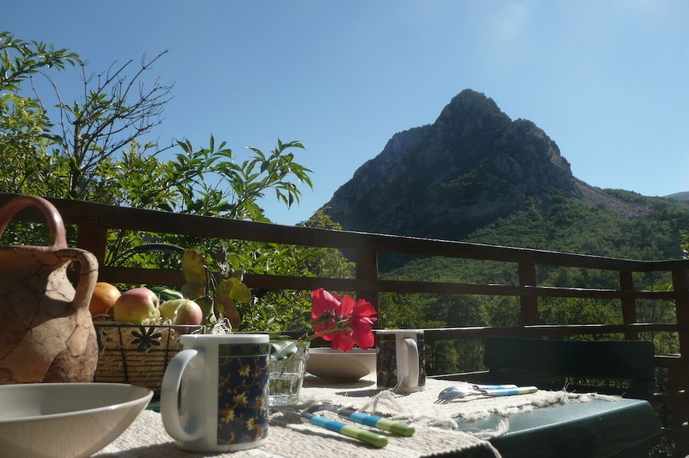 COUNTRY COTTAGE (cottage)Rentals in the Gorges du Verdon panoramic view