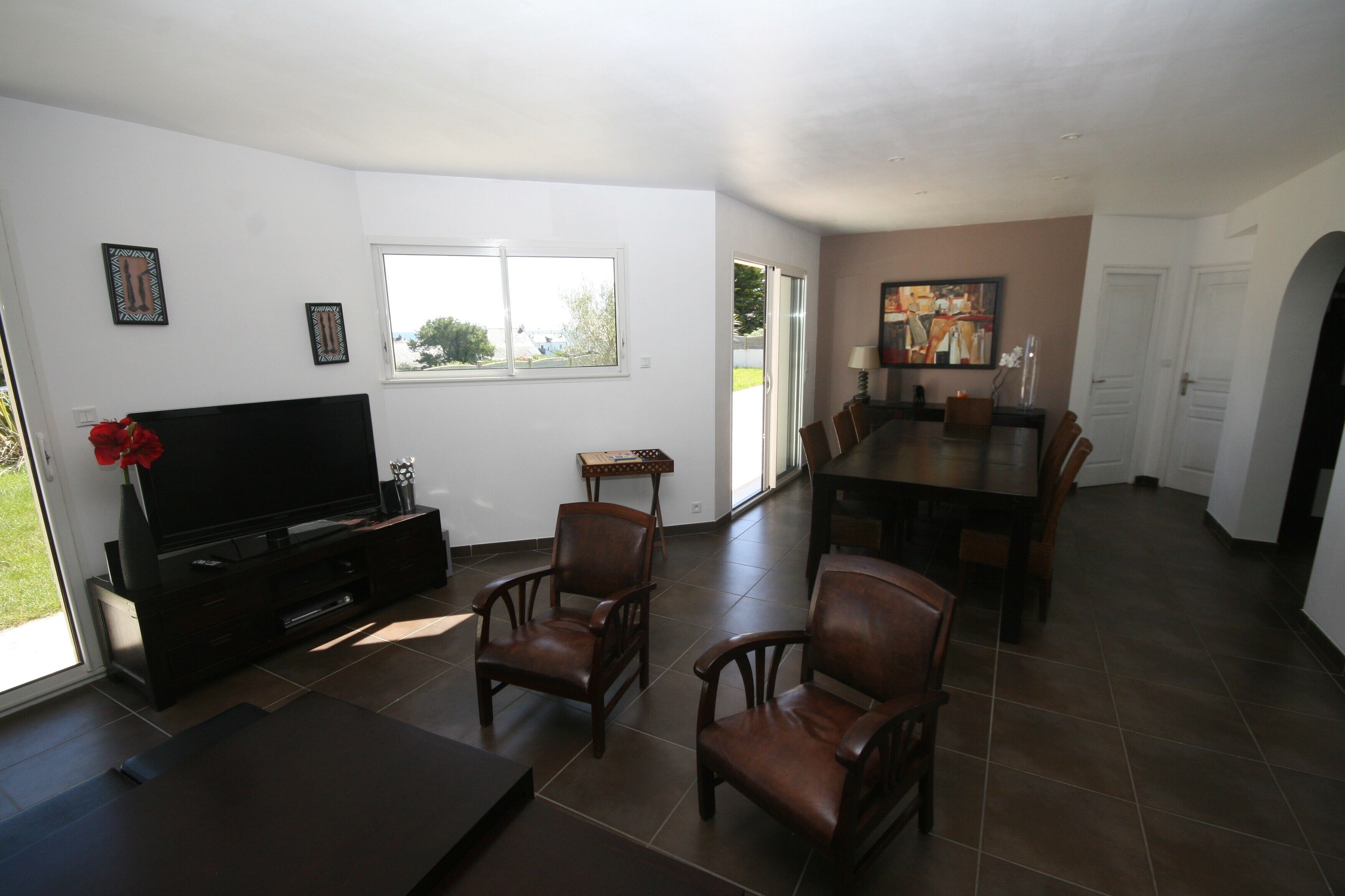 Villa with private swimming pool 200 m from the beaches. Enclosed garden in Le Pouldu in Brittany 