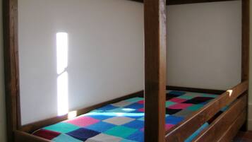 3 camere, ferro/asse da stiro, Wi-Fi gratuito, lenzuola