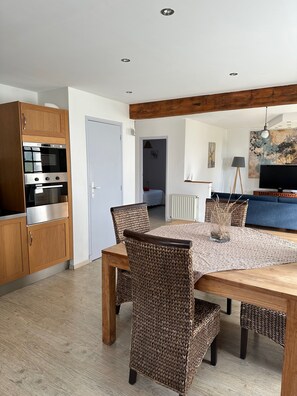 Interior - SUPERB GITE WITH ALL COMFORTS, PRIVATE POOL IN A NATURAL SETTING (Argens-Minervois)